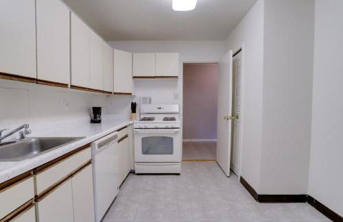 Fantastic 2 BR Apt + Den @Crystal City With Gym - Foto 24