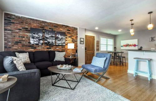 Amazing Locale 2KingBR 1BTH - Photo 10