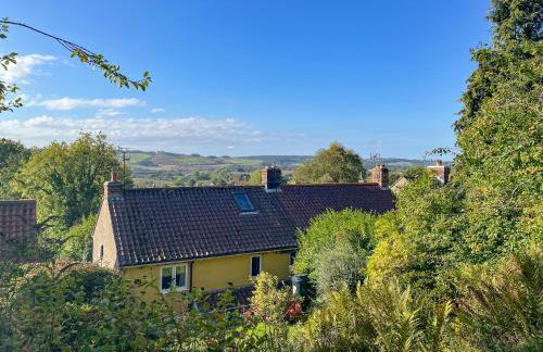 St Anthonys - Photo 19