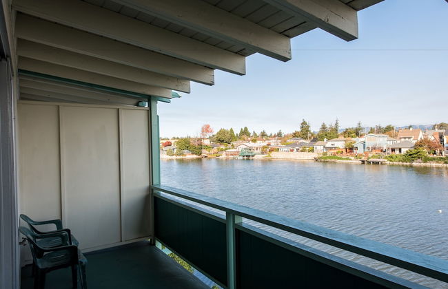 Coral Reef Inn & Suites - Foto 27