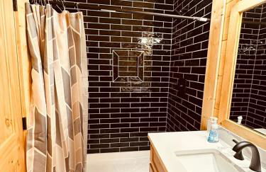 Bourbon Retreat With Hot Tub-8 - Foto 5