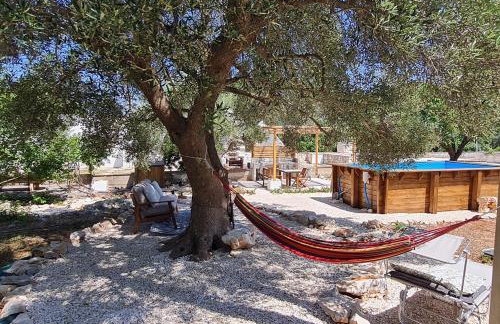Trullo Serenità Retreat with relaxing pool area - Foto 2
