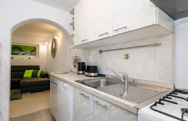 Lovely Apartment With Terrace & Garden Grill - Foto 5