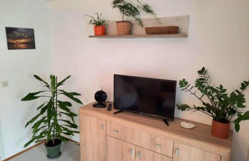 Apartment Lozica with private garden, self check-in - Foto 9