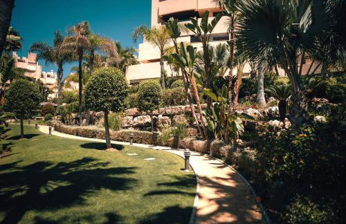 Luxury 3 Bedrooms, Private Heated Pool - EHHouse - Foto 43