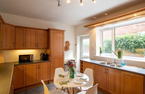 Cosy Flat in the Heart of Jesmond - Pass the Keys - Photo 12