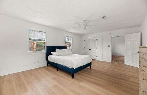 Spacious McKinney Bungalow - 4 Bedrooms - Foto 25