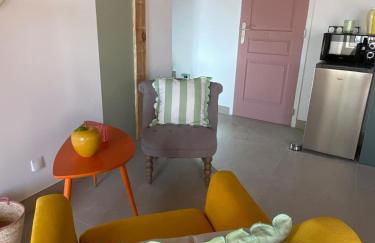 Studio Pop-25m2-Neuf et coloré - WiFi-Netflix - Foto 12