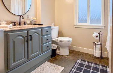 Charming Queen Anne Craftsman 4BR 2 Kitchens - Foto 8