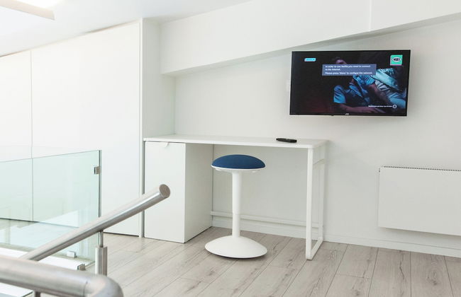 Marousi 2 Bd Luxury Living w Shared Pool - Foto 6