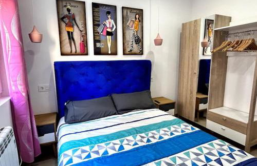 LUJO Parking, Proyector, Maquinita y Patinetes - Foto 35