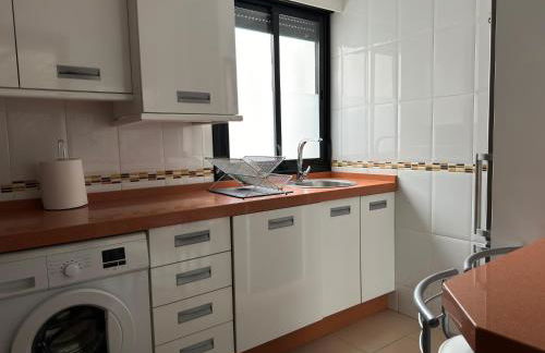 Dúplex céntrico con terraza y parking gratuito - Foto 12