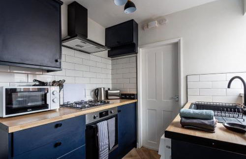 Comfortable 3-Bedroom Home in Seaham, 7 Persons - Photo 2