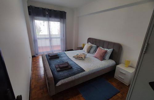 Lisbon spacious T2 in Damaia, Lisbon - Foto 14