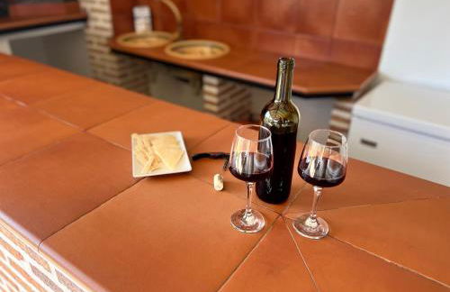 Casa rural acogedora con chimenea y vistas al atardecer - Foto 5