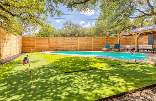 Lone Star Luxe - Heated Pool - Game room - Mini-Golf & Bar - Foto 47