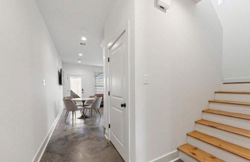 NEW Acadian House KING Bed Cajun Luxury Nespresso - Foto 10