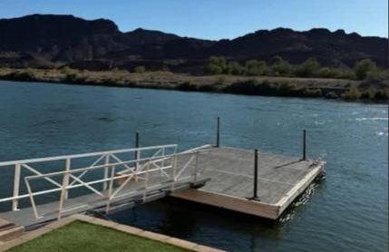 Cliff Hanger, River access with dock - Photo 2