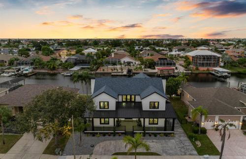 2 Million Villa Heated Pool w Luxury Spa 6BR & 6BR Waterfront by Canal - Foto 19