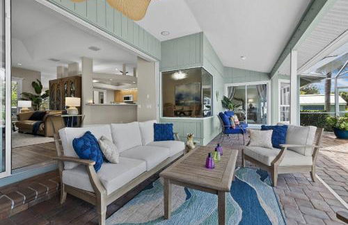 Nokomis Pool Home on the Canal - Foto 1