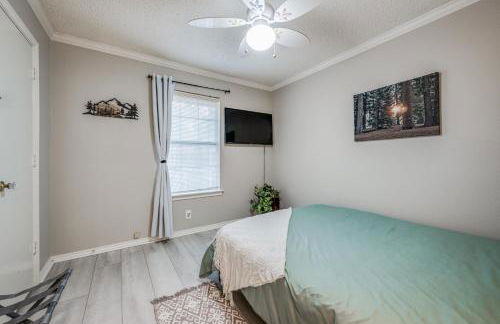 Spacious Brick House 3BR 2BA A+ - Foto 45