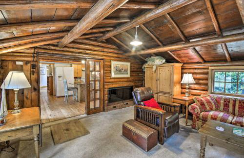 Wheelchair-Accessible Belfair Cabin w/ Patio! - Foto 6