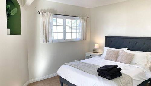 Hot Tub . Near Freeway . Quick 2 Theme Parks/Beach - Foto 2