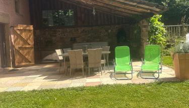 Gîte Charme et Détente, Sauna, Spa,étang et Terrasse Privée - Foto 4, Garden view