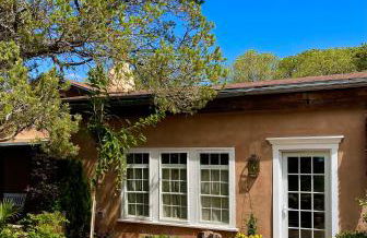 Historic Adobe 1 acre compound ultimate Santa Fe immersion Classic & Dreamy - Foto 29