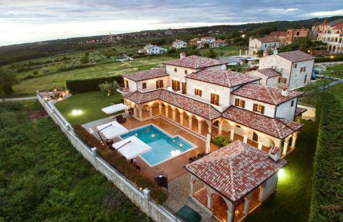 Villa Carolus-Luxurious Istrian Villa - Photo 7