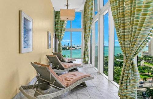 Luxury Apartment with Ocean and Park Views in Downtown Miami - Foto 33