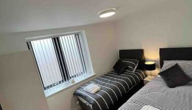 2 bed flat in the heart of Leek - Foto 3