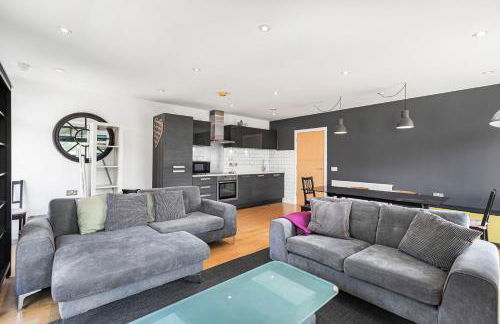 3BD Canalside Flat in De Beauvoir Town - Foto 24