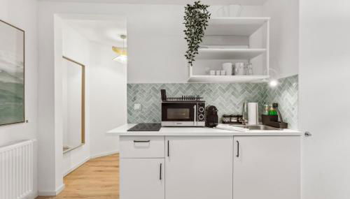 Gemütliches 2 Zimmer Ambient Apartment mit Queensize-Bett , Etagenbett& Schlafsofa in Alsternähe - Foto 2, toaster