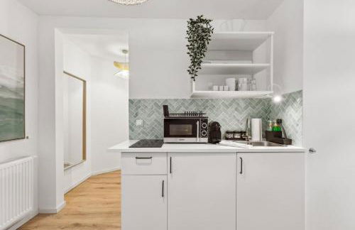 Gemütliches 2 Zimmer Ambient Apartment mit Queensize-Bett , Etagenbett& Schlafsofa in Alsternähe - Foto 2