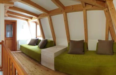 Ampio appartamento su 2 livelli con garage coperto - Foto 13