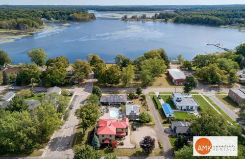 Lake Life Getaway - Condo near downtown! - Foto 7