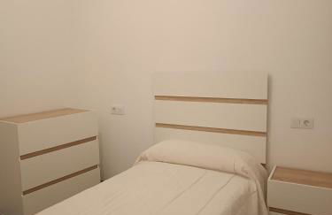 Piso en Pontedeume enfrente hotel Eumesa - Photo 16