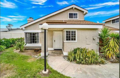 Lux Modern Pet Friendly | Pool | Hot Tub | Tennis - Photo 11