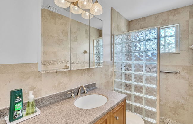 Casa Natalia 3BR Home with Pool Near Hard Rock Casino - Foto 42