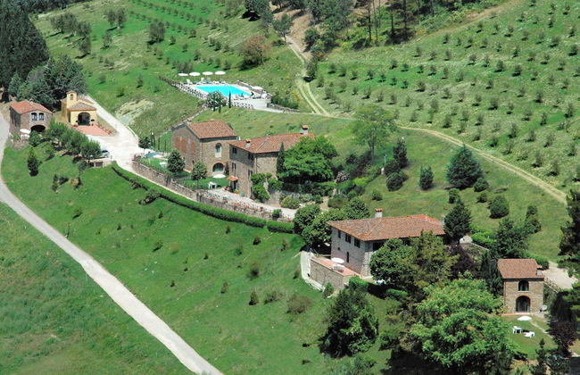 Farmhouse in Dicomano With Tuscan Views - Photo 8