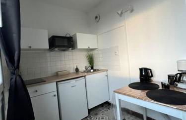 Charmant T1, parking privé, proche gare - Foto 4