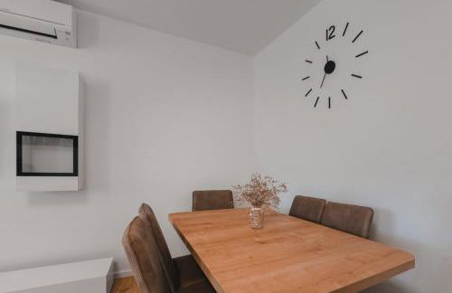 Apartments by the sea Molat - 18433 - Photo 12