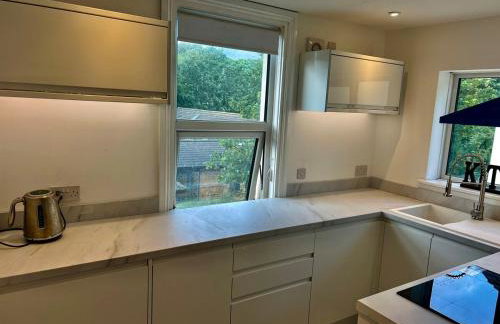 Large central 3 bedroom apartment superking 5 guests - free parking - Photo 19