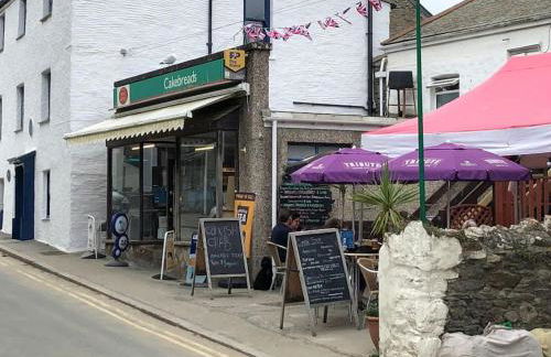 Two Bedroomed Holiday Cottage with Sea Views - Foto 37