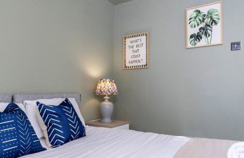 Stylish 3BR Contractor Friendly Long Stays - Photo 9