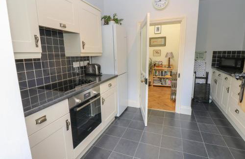 Plum Tree Cottage - Photo 10