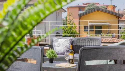 Crema, terrazza, a pochi passi dal centro città - Photo 2