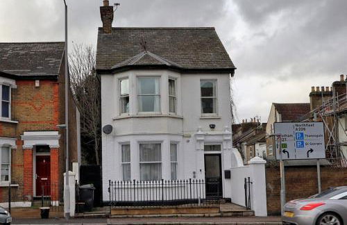 Large 5-Bedroom Home, Perfect for Long Stays & Team Accommodation - Foto 66