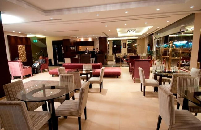 Riyadh Dior - Foto 9